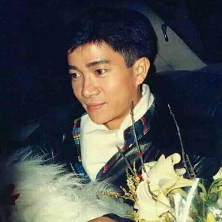 陈百强追忆文选_陈百强悼词_陈百强葬礼_陈百强追悼会_陈百强死因_陈百强 