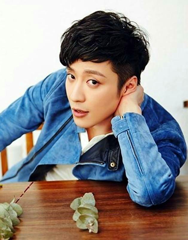 微笑王子乔任梁