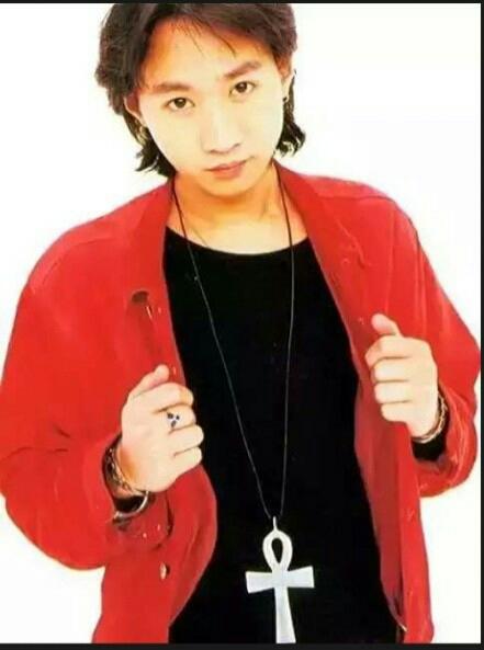 您当前所在位置 : 黄家驹纪念馆 回忆相册 生 辰:公历1962年6月10日