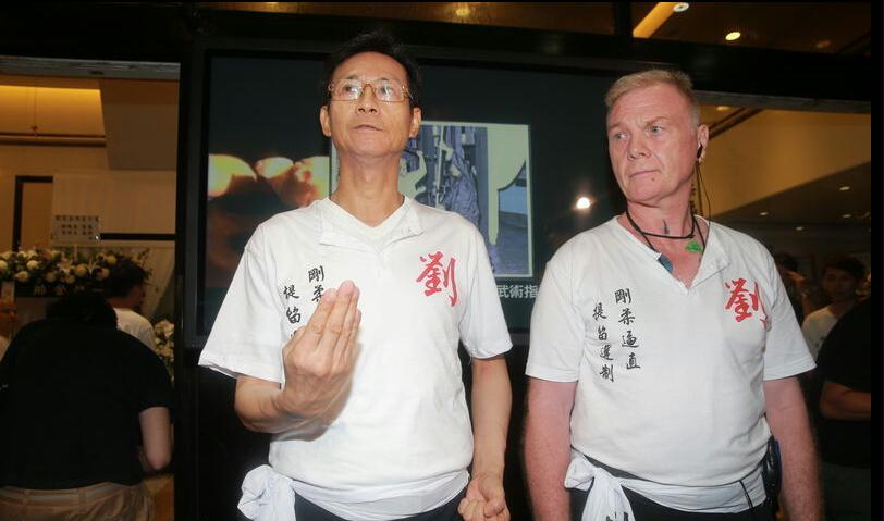 刘家良大弟子郑少秋 上传人: 感恩天下 2014/6/24 0:00:00 br />