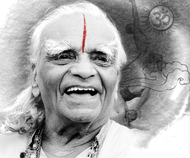 现代瑜伽之父艾扬格