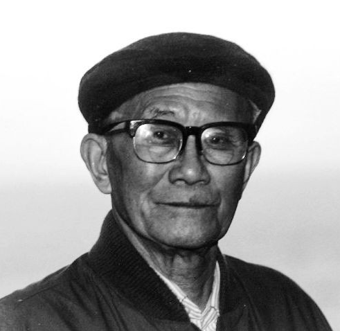 雕塑艺术家张松鹤